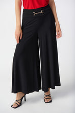 Load image into Gallery viewer, These wide-leg culotte pants exude timeless elegance, tailored in a silky knit fabric for a sleek look. Complete with a wide waistband for added comfort, they are perfect for any occasion.