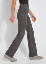 Load image into Gallery viewer, Flattering fit-and-flare leg pants by Lyssé. Crafted from their signature 4-way stretch Ponte fabric, these pants feature a concealed waistband for a wrinkle-free look. Versatile for work or leisure, pair with fitted tops, heeled mules, and cropped jackets.