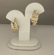 Load image into Gallery viewer, 18k Statement Hoop Earrings
