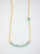 Load image into Gallery viewer, A luxurious 16&quot;+2&quot; necklace with a gracefully curved bar, embellished with exquisite stone beads and a beautiful pearl.
