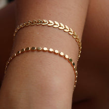 Load image into Gallery viewer, Gold Filled Orb Bracelet: Gold
