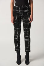 Load image into Gallery viewer, Elegant plaid slim-fit pants in luxurious jacquard fabric, featuring a comfortable elastic waistband for versatile styling options.
