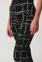 Load image into Gallery viewer, Versatile plaid slim-fit pants crafted from jacquard fabric, designed for comfort with an elastic waistband, ideal for any occasion.
