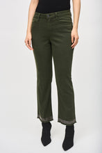 Load image into Gallery viewer, Cropped denim pants with a frayed hem, iron-on details, and a classic straight leg silhouette for an elevated casual look.
