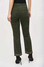 Load image into Gallery viewer, Upgrade your casual look with these cropped denim pants, showcasing a frayed hem, iron-on accents, and a timeless straight leg design.
