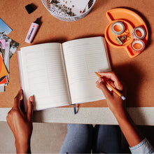 Load image into Gallery viewer, An undated daily productivity planner from Papier, offering tools for scheduling, to-do lists, goal reviews, and personal reflection.
