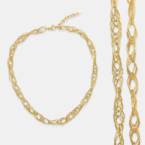Luxurious triple diamond chain link necklace with intricate texturing. Secured with a lobster clasp, this timeless piece makes a statement.