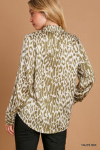 Load image into Gallery viewer, Fran Satin Button Down Shirt
