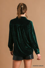 Load image into Gallery viewer, Umgee velvet top
