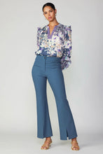 Load image into Gallery viewer, Blue pants with a trendy design, perfect for any occasion.
