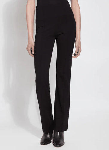 Discover the timeless Elysse Wide Leg pants by Lyssé. Designed with a skimming fit on the hips and thighs, these pants feature a fit-and-flare leg, making them ideal for both work and leisure. Made from 4-way stretch Ponte fabric, they offer comfort and style.
