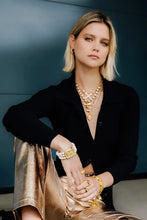 Load image into Gallery viewer, Stunning 17” Toulouse chain necklace showcasing a white pearl French Kiss pendant and dangles, ideal for layering or solo wear.

