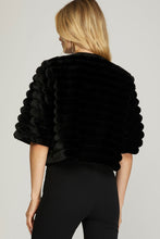 Load image into Gallery viewer, Rose Faux Fur Jakcet
