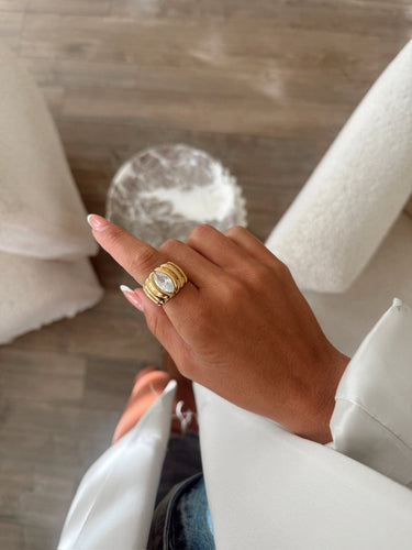 18K Gold Plated Ring. Waterproof Stainless Steel. Size 7.