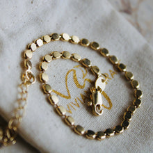 Load image into Gallery viewer, Gold Filled Orb Bracelet: Gold
