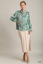 Load image into Gallery viewer, Genie Blouse
