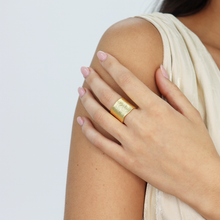 Load image into Gallery viewer, Trendy Textured Cigar Band Ring for Every Occasion: Silver
