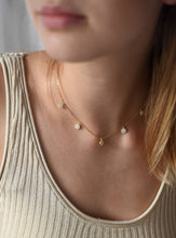 Load image into Gallery viewer, Elegant 925 Silver necklace with 5 mini CZ discs, adjustable 16&quot;+2&quot;, in black rhodium and rose gold for a chic look.

