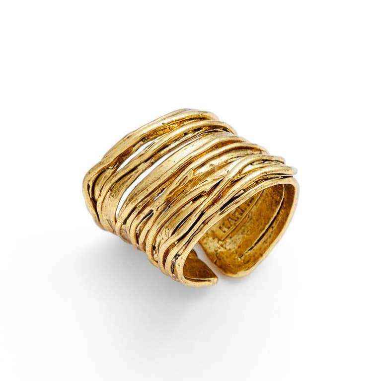 Brushed Ribbon Ring: Chic and Contemporary Design: Gold