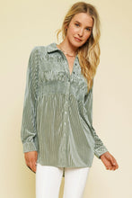 Load image into Gallery viewer, Powder Blue Molly Smocked Tunic Shirt
