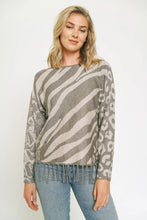 Load image into Gallery viewer, Stone Grey Link Animal Sweater
