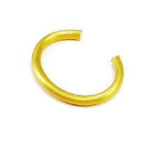 Load image into Gallery viewer, Betty Carre Round Solo Gold Cuff Bracelet
