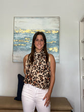 Load image into Gallery viewer, Scarves
