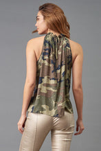 Load image into Gallery viewer, Camp sleeveless top
