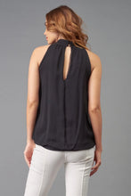 Load image into Gallery viewer, Key Hole back halter top
