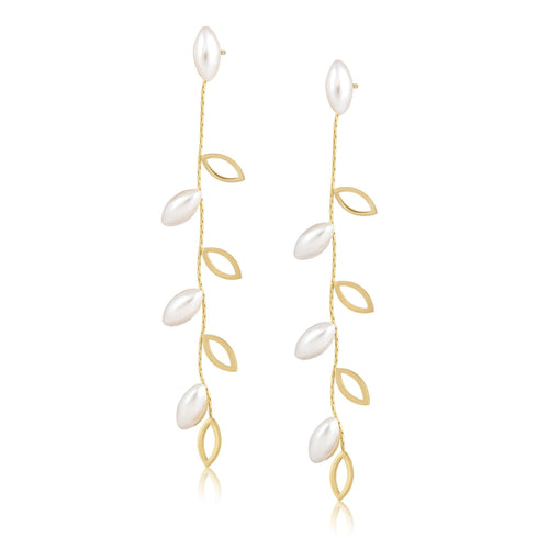 Gold and pearl drop earrings, tarnish free and waterproof. 18K gold plated.