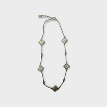 Load image into Gallery viewer, Flower Power Rosegold Necklace - Be-Je Designs
