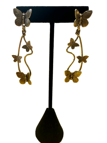 Yochi deals butterfly earrings